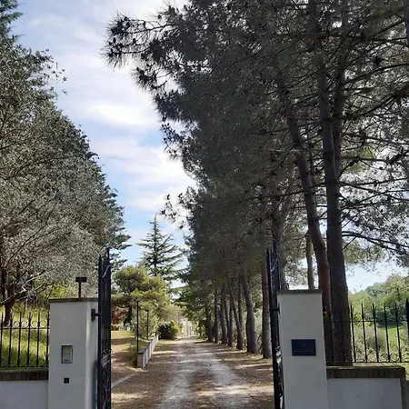 Villa La Passione Charme House Venarotta Exterior photo